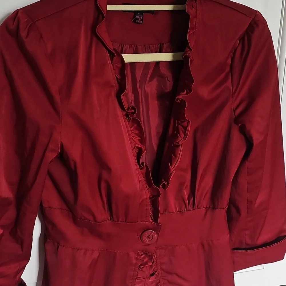 Last Kiss Red Jacket with ruffle edge - Picture 7 of 8